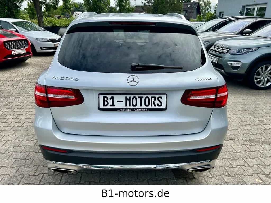Mercedes-Benz GLC 300 4Matic*Exclusive*Leder*Pano*AMG LIne * 12/2018-photo-11
