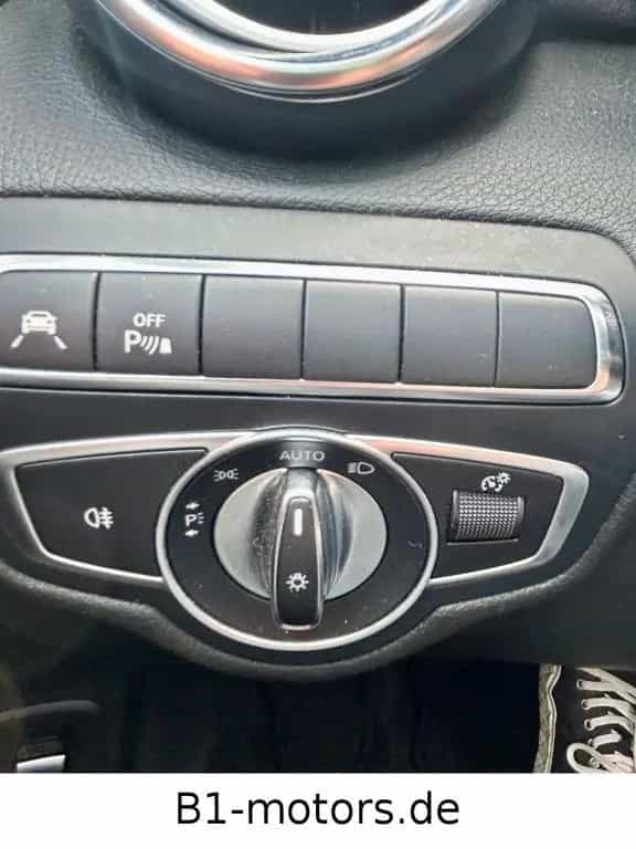Mercedes-Benz GLC 300 4Matic*Exclusive*Leder*Pano*AMG LIne * 12/2018-photo-28