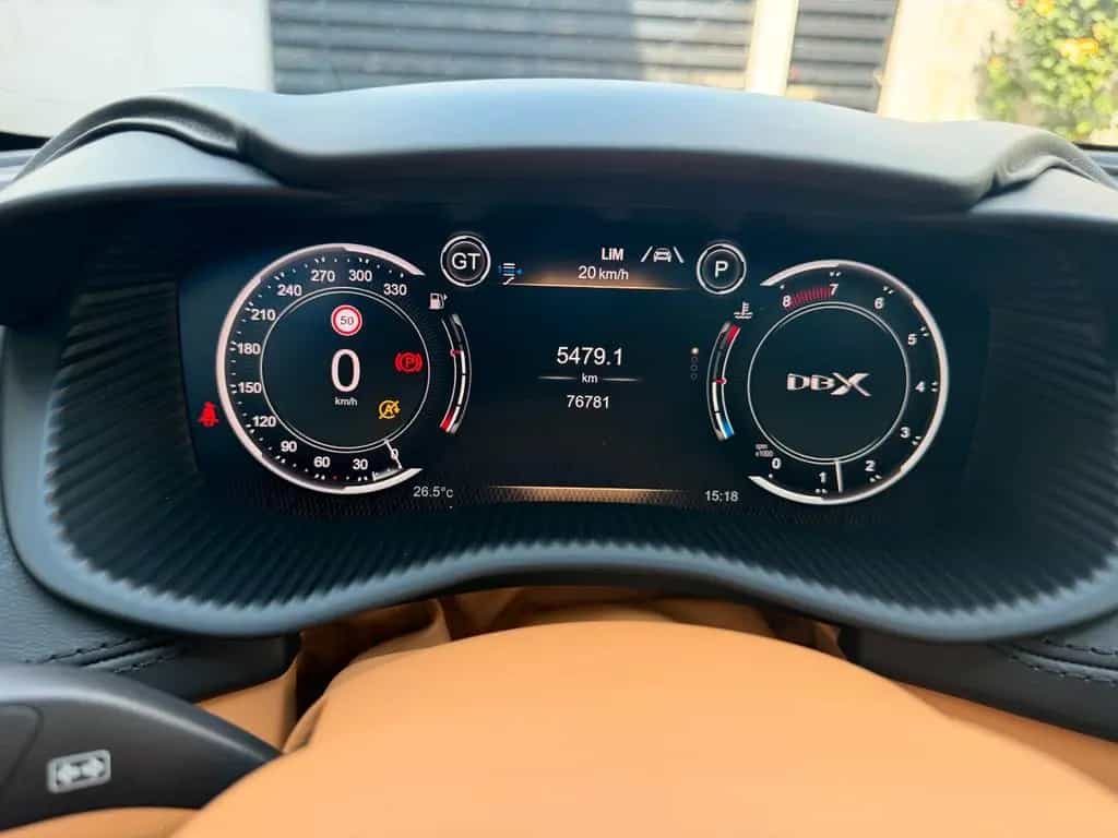 Aston Martin DBX 4.0 V8 07/2021-photo-15