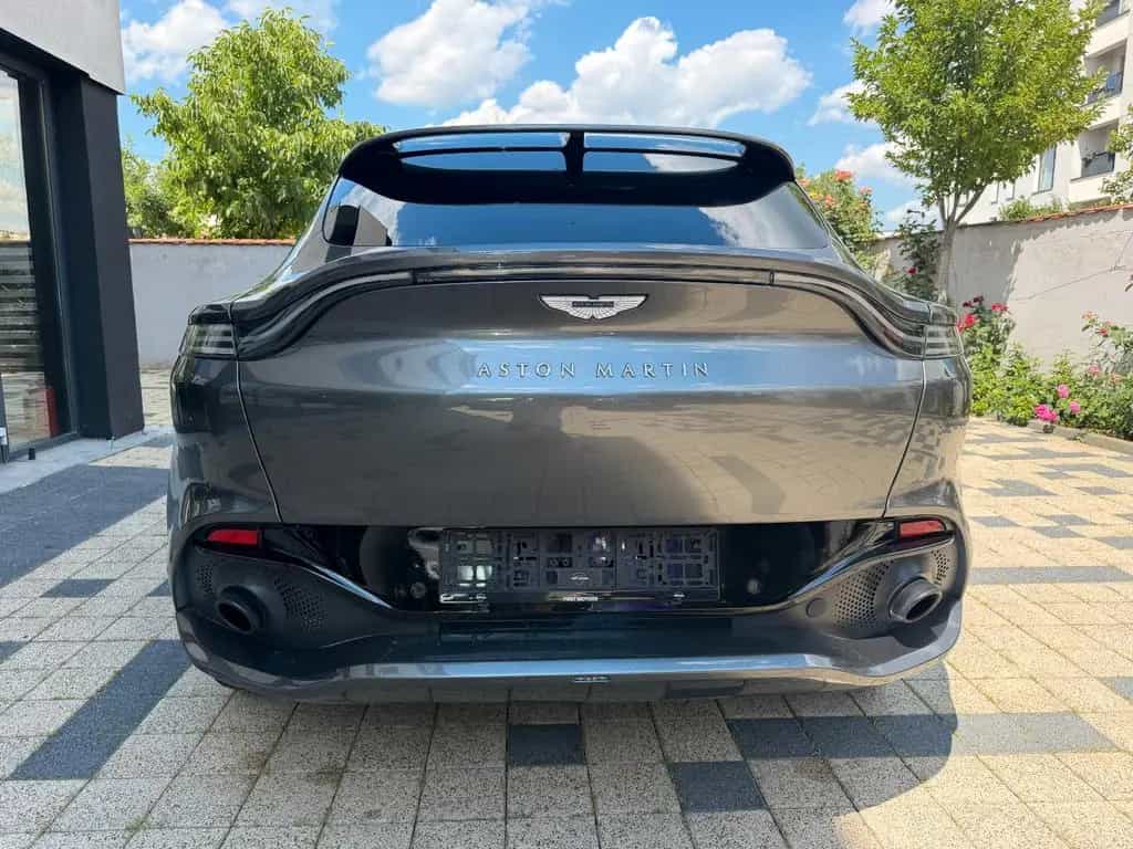 Aston Martin DBX 4.0 V8 07/2021-photo-4
