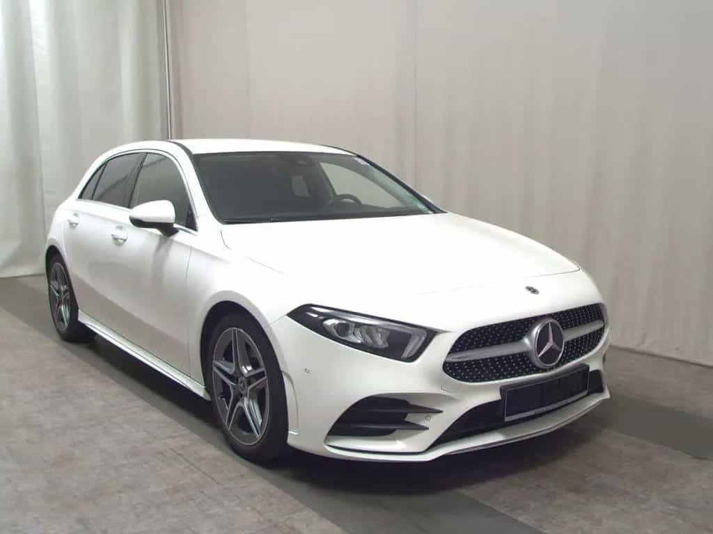 Mercedes-Benz A 200 d AMG-Line Navi LED Rückfahrkamera PDC Shz 07/2021-photo-2