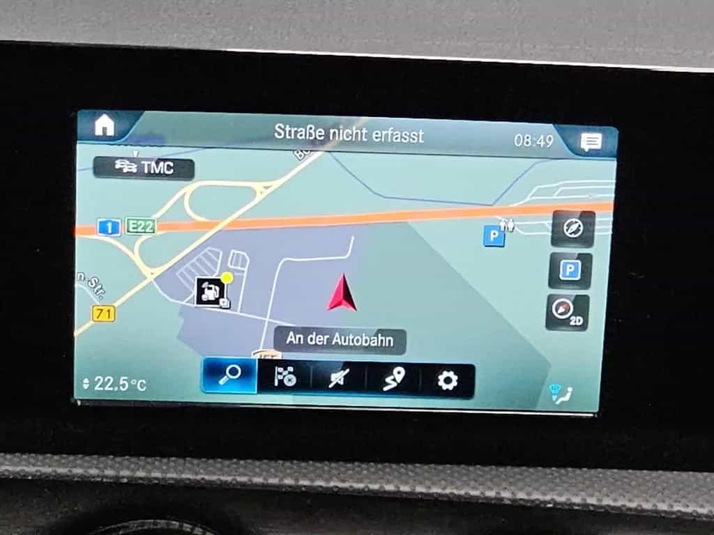Mercedes-Benz A 200 d AMG-Line Navi LED Rückfahrkamera PDC Shz 07/2021-photo-6
