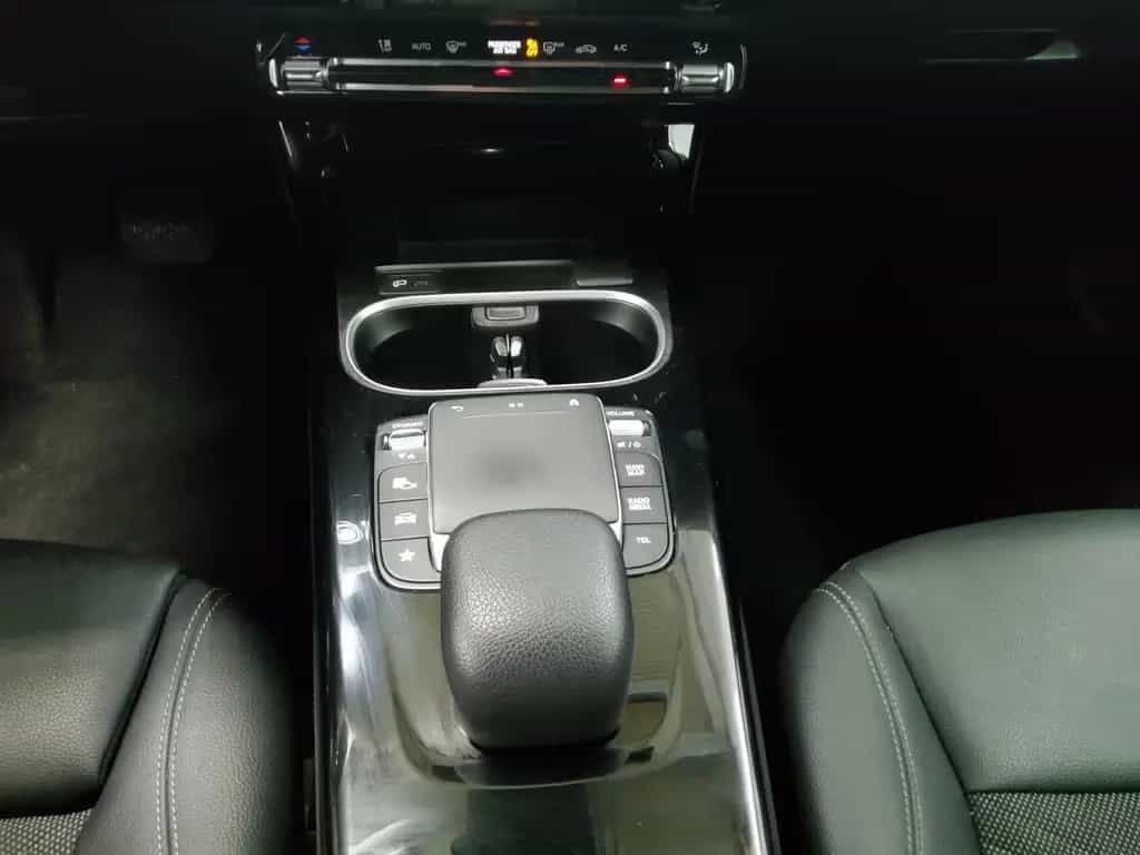 Mercedes-Benz A 180 d T-Leder Navi LED AHK PDC Shz Tempomat 10/2022-photo-5