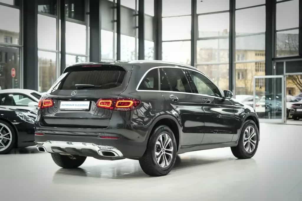 Mercedes-Benz GLC 200 d 4Matic*LED-HIGH-PERF*NAVI*PDC*1.HAND 08/2020-photo-2