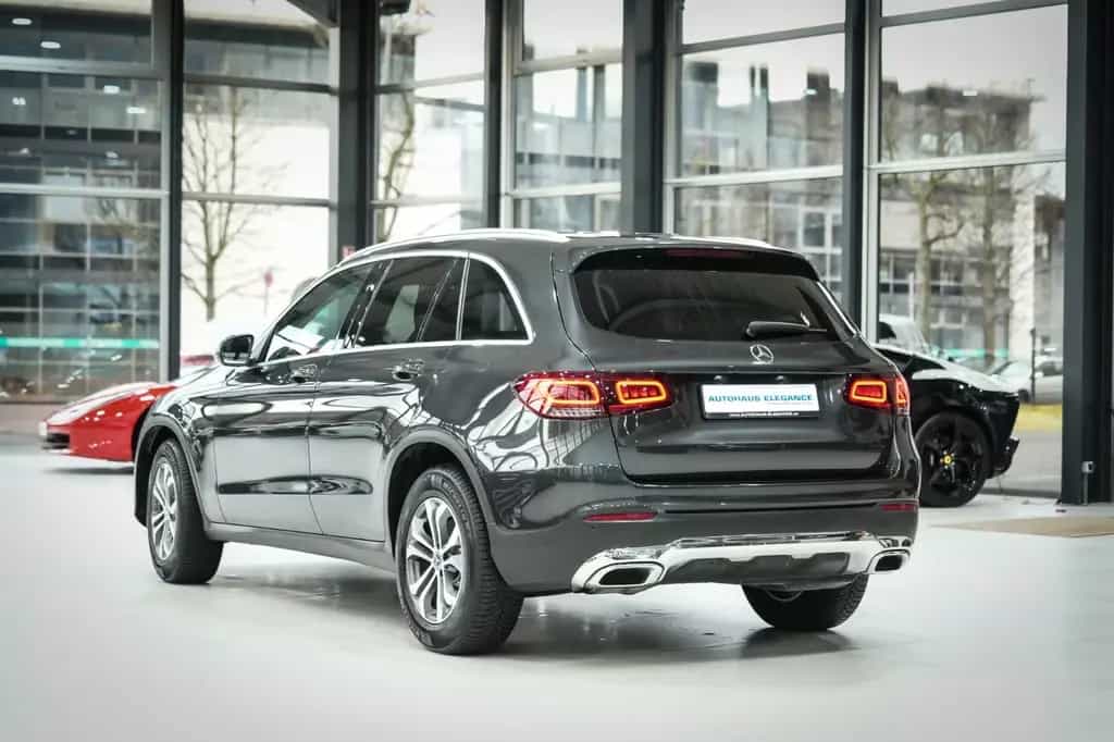 Mercedes-Benz GLC 200 d 4Matic*LED-HIGH-PERF*NAVI*PDC*1.HAND 08/2020-photo-3