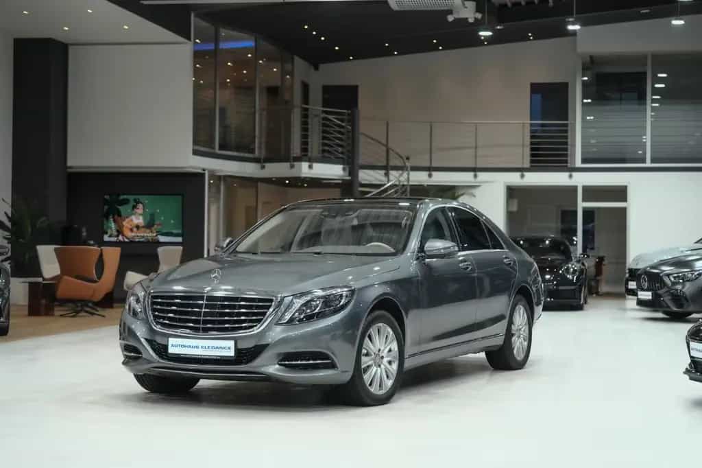 Mercedes-Benz S 400 4Matic*LED*PANO*H-UP*COMAND*LEDER*AIRMATIC 03/2016-photo-0