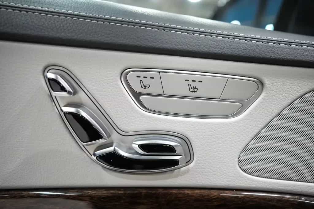 Mercedes-Benz S 400 4Matic*LED*PANO*H-UP*COMAND*LEDER*AIRMATIC 03/2016-photo-13