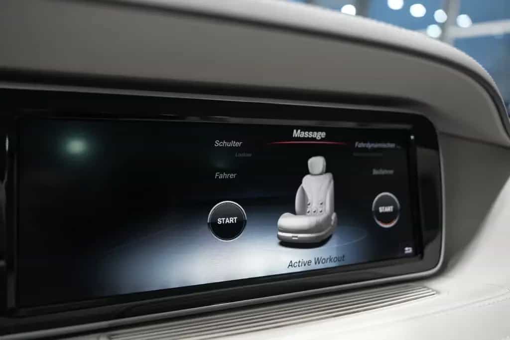 Mercedes-Benz S 400 4Matic*LED*PANO*H-UP*COMAND*LEDER*AIRMATIC 03/2016-photo-18