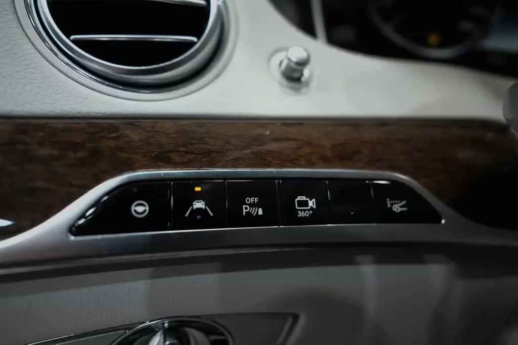 Mercedes-Benz S 400 4Matic*LED*PANO*H-UP*COMAND*LEDER*AIRMATIC 03/2016-photo-21