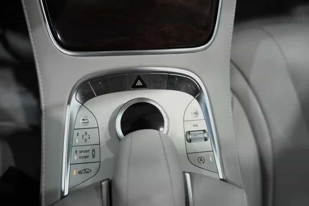 Mercedes-Benz S 400 4Matic*LED*PANO*H-UP*COMAND*LEDER*AIRMATIC 03/2016-photo-22