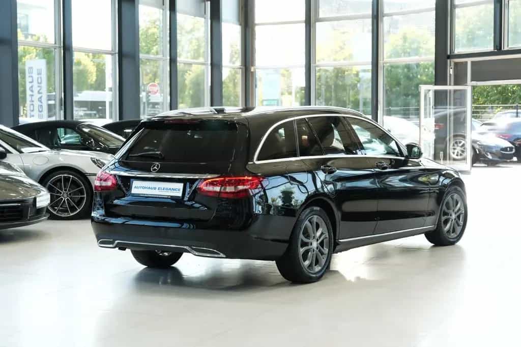 Mercedes-Benz C 180 T-Modell Avantgarde *LEDER*NAVI*SHZ*PDC* 09/2016-photo-1