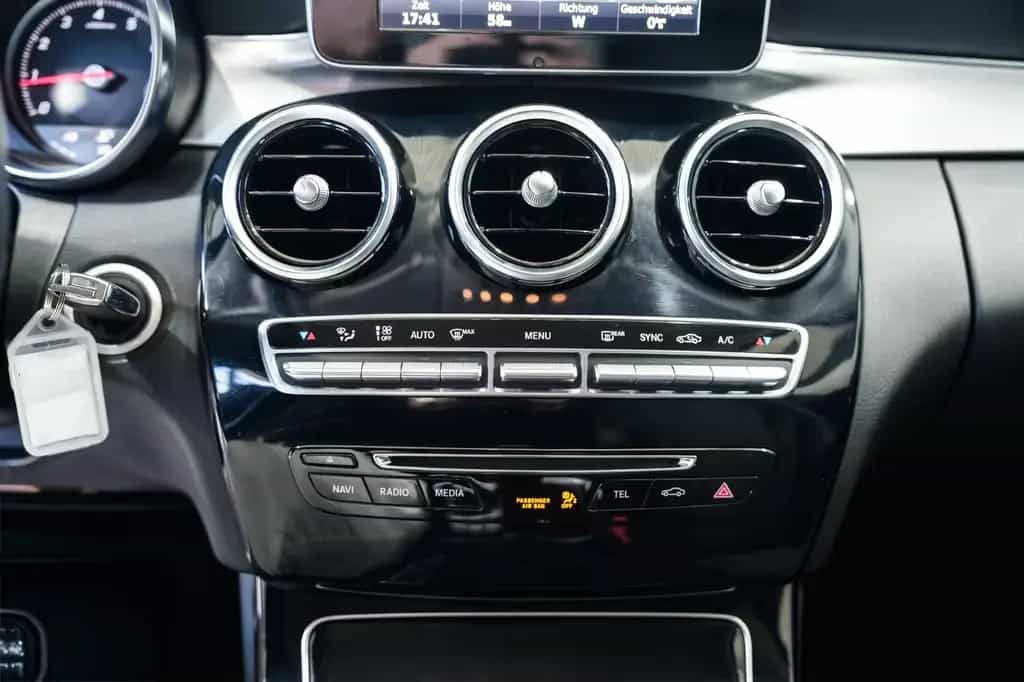 Mercedes-Benz C 180 T-Modell Avantgarde *LEDER*NAVI*SHZ*PDC* 09/2016-photo-16