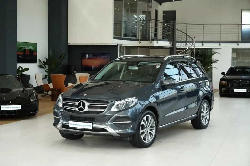 Mercedes-Benz GLE 500 4Matic*AIRMATIC*H&K*COMAND*LED*SHD*LEDER 10/2015-photo-6