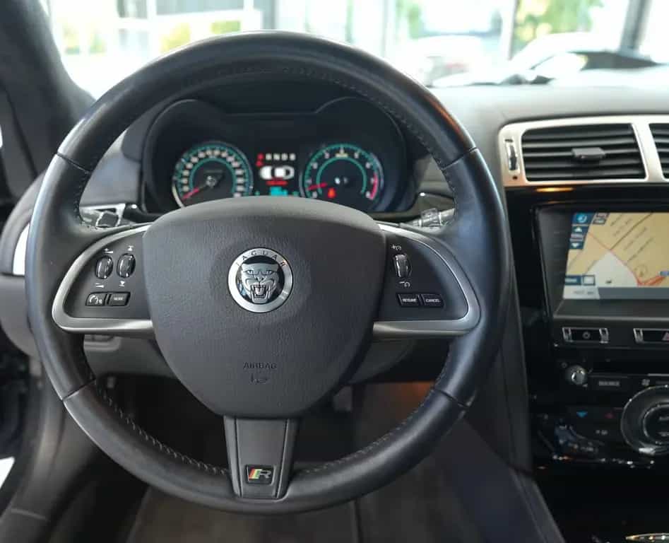 Jaguar XKR 5.0 V8 Portfolio*SPORTABGAS*SOUND-SYS*20"LM* 10/2012-photo-14