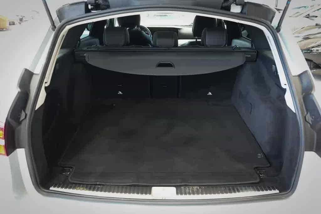 Mercedes-Benz E 400 T 4M *AVANTGARDE*LUFTFED.*MULTIBEAM*LEDER* 10/2017-photo-16