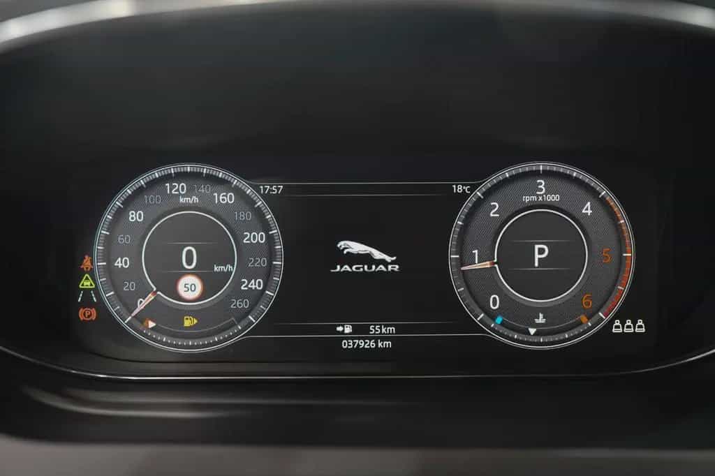 Jaguar E-Pace R-Dynamic SE AWD*MERIDIAN*14-WEGE*LED* 07/2020-photo-12