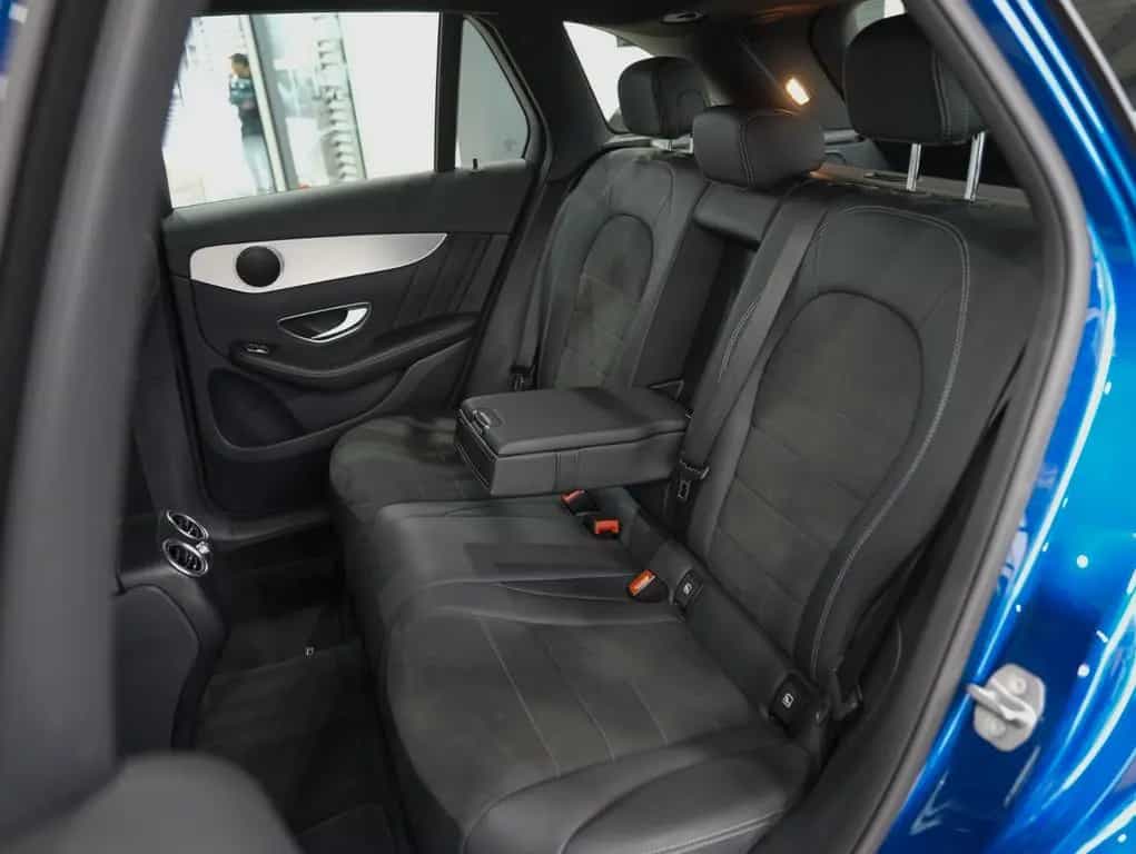 Mercedes-Benz GLC 300 4M*AMG-LINE*LEDER*LED*KAMERA*1.HAND 11/2017-photo-11