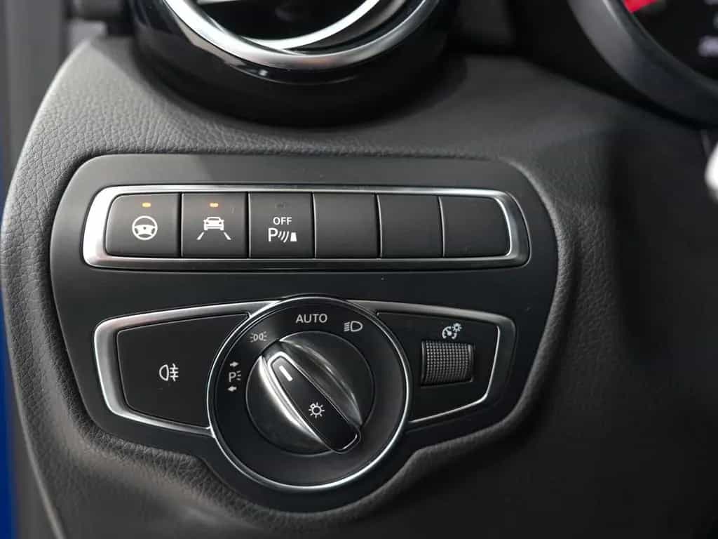 Mercedes-Benz GLC 300 4M*AMG-LINE*LEDER*LED*KAMERA*1.HAND 11/2017-photo-18