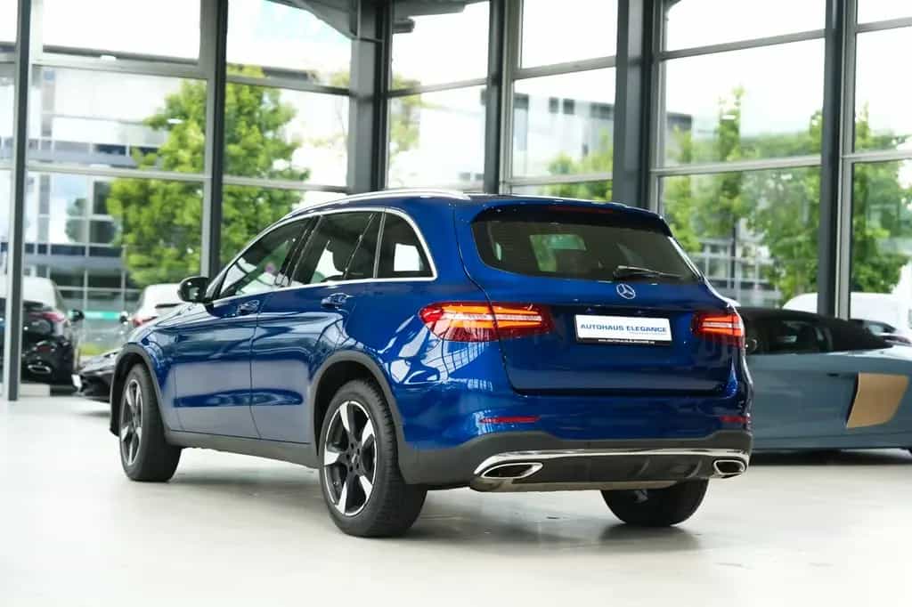 Mercedes-Benz GLC 300 4M*AMG-LINE*LEDER*LED*KAMERA*1.HAND 11/2017-photo-2