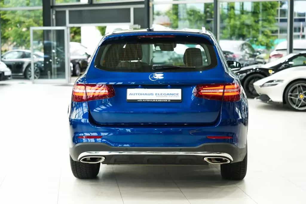 Mercedes-Benz GLC 300 4M*AMG-LINE*LEDER*LED*KAMERA*1.HAND 11/2017-photo-4