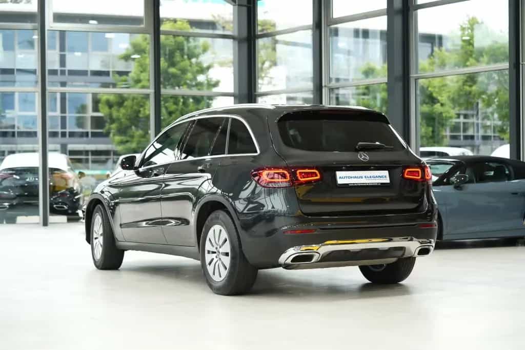 Mercedes-Benz GLC 200 4Matic *HIGH-LED*NAVI*PDC*SHZ*1.HAND 03/2020-photo-2