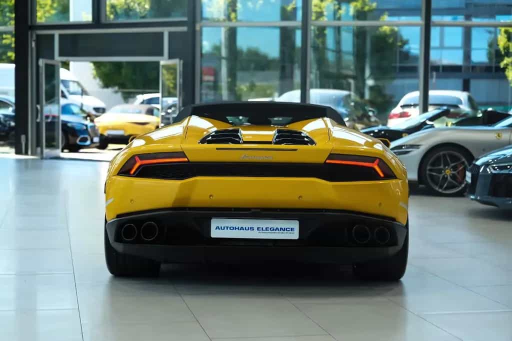 Lamborghini Huracán Spyder LP610*LIFT*20"LM*LEDER*NAVI*SHZ* 05/2017-photo-11