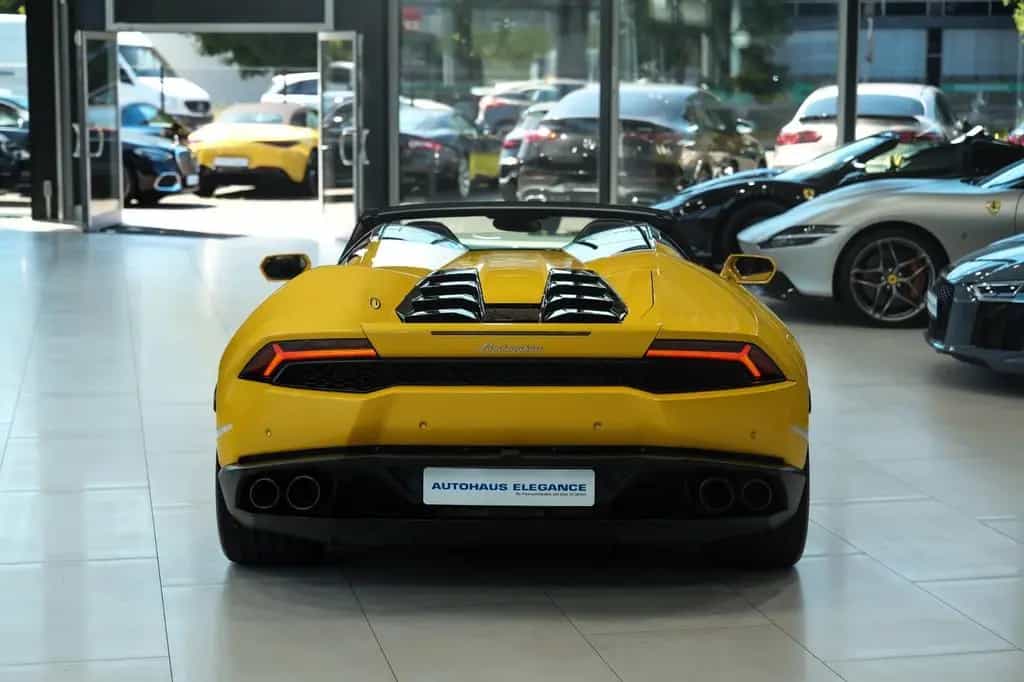 Lamborghini Huracán Spyder LP610*LIFT*20"LM*LEDER*NAVI*SHZ* 05/2017-photo-4