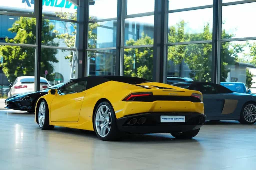 Lamborghini Huracán Spyder LP610*LIFT*20"LM*LEDER*NAVI*SHZ* 05/2017-photo-8