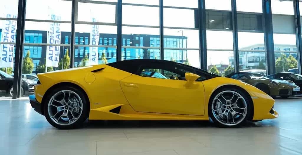 Lamborghini Huracán Spyder LP610*LIFT*20"LM*LEDER*NAVI*SHZ* 05/2017-photo-9