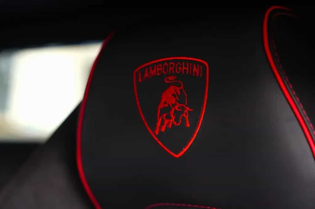 Lamborghini Huracán EVO Spyder*STYLE-PACK.*SENSONUM*LIFT*1.H 01/2022-photo-10