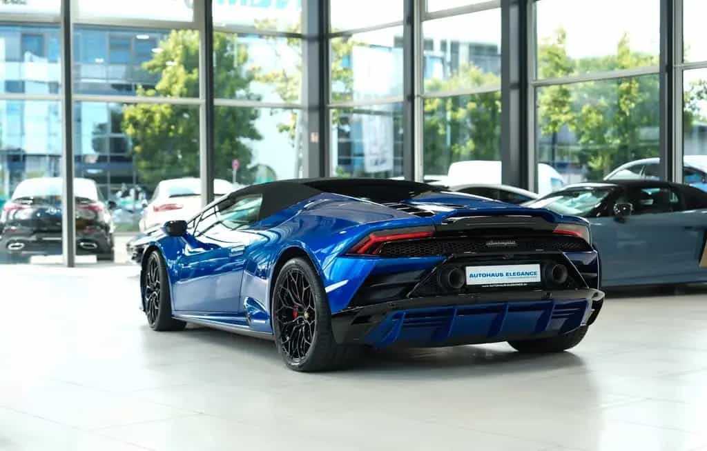 Lamborghini Huracán EVO Spyder*STYLE-PACK.*SENSONUM*LIFT*1.H 01/2022-photo-20