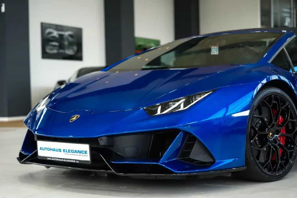 Lamborghini Huracán EVO Spyder*STYLE-PACK.*SENSONUM*LIFT*1.H 01/2022-photo-24