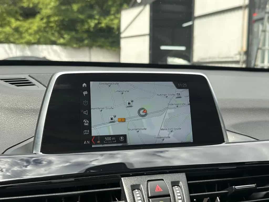 BMW X1 20d xDrive M-Sport/PANO/KAMERA/LED/AHK/HIFI 09/2017-photo-14