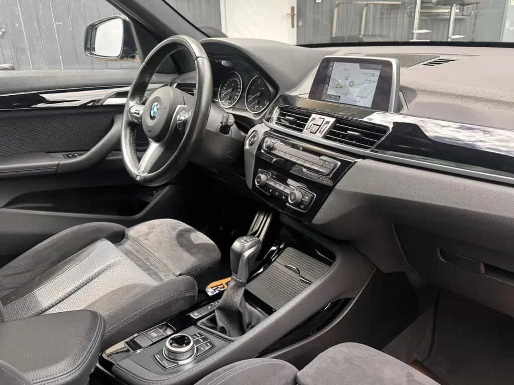 BMW X1 20d xDrive M-Sport/PANO/KAMERA/LED/AHK/HIFI 09/2017-photo-19