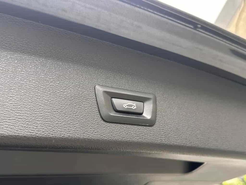 BMW X1 20d xDrive M-Sport/PANO/KAMERA/LED/AHK/HIFI 09/2017-photo-8