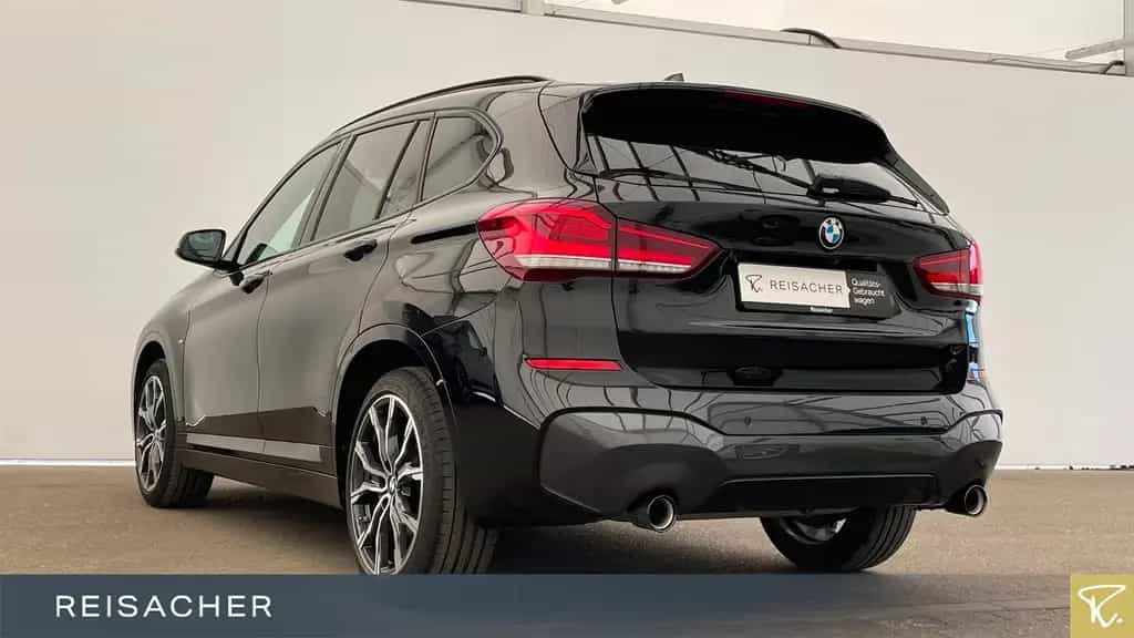BMW X1 sDrive20i A M-Sport AHK RFK PDC LED 19"LM 05/2021-photo-1