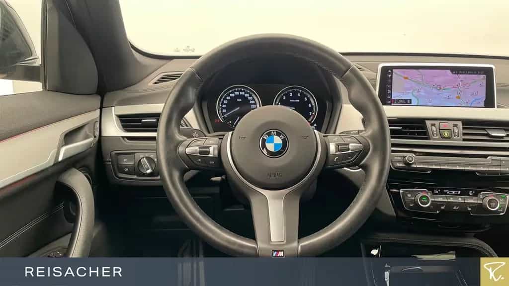 BMW X1 sDrive20i A M-Sport AHK RFK PDC LED 19"LM 05/2021-photo-4