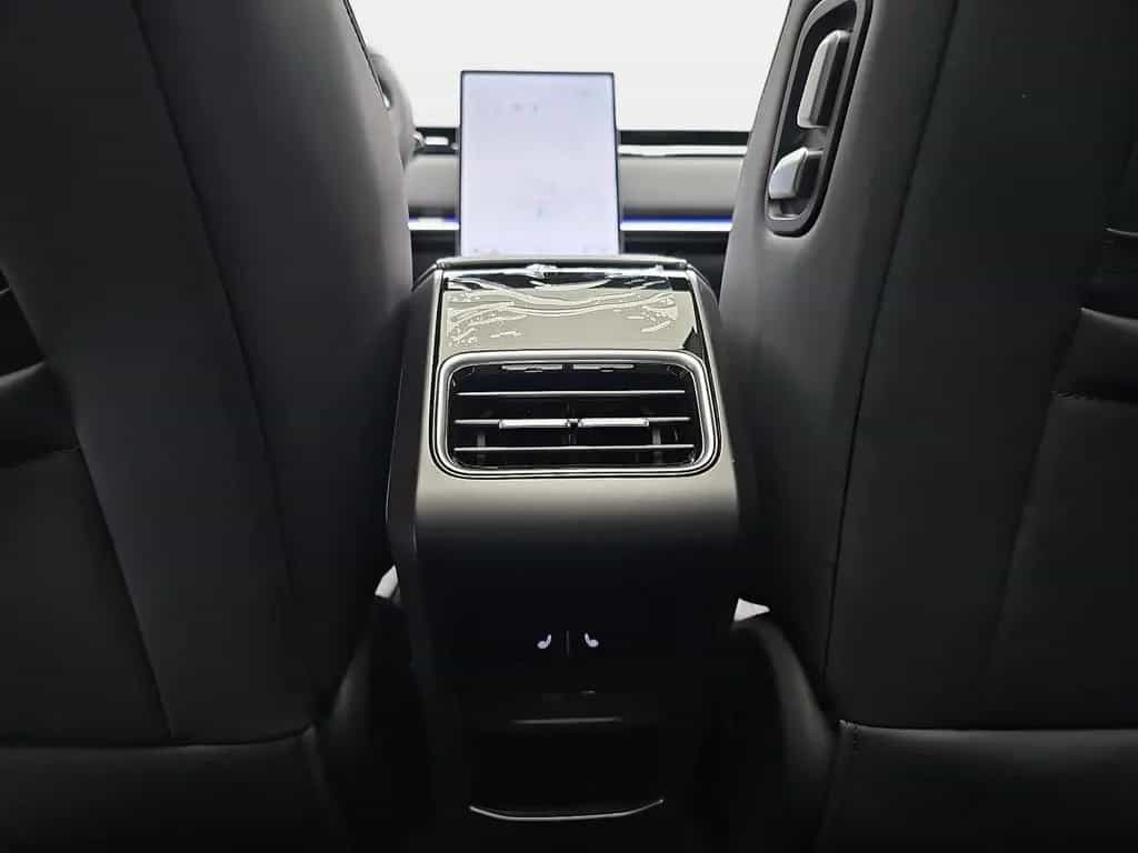 JAECOO 7 1.6 TGDI 7DCT AWD EXCLUSIV NAVI LED LM19 02/2026-photo-9