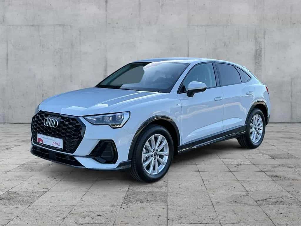 Audi Q3 Sportback TFSI 110kW S-TR NAVI+2xPDC+ACC+AHK 10/2025-photo-1