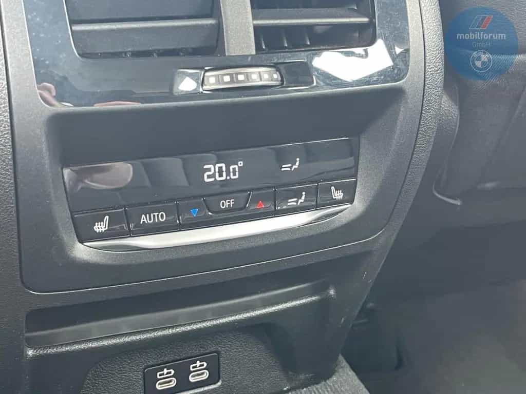 BMW X4 xDrive30i LCI Navi Leder Memory Sitze Laserli 06/2022-photo-21