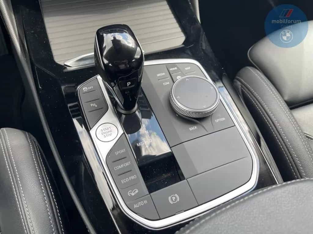 BMW X4 xDrive30i LCI Navi Leder Memory Sitze Laserli 06/2022-photo-9
