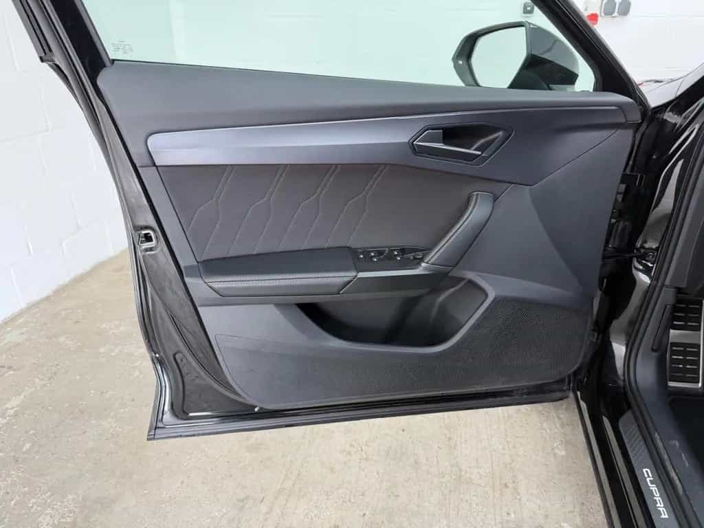 Cupra Formentor 1.5 eTSI DSG+ 10/2024-photo-31