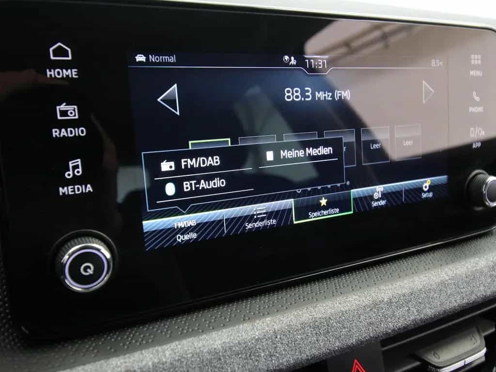 Skoda Kamiq TSI OPF 7-DSG Selection LED+KAMERA+ACC 02/2025-photo-17