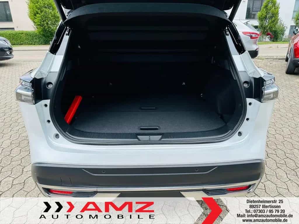 Nissan Qashqai 1.3 N-Connecta AT SHZ DAB 360° AppleCarPl 09/2025-photo-10