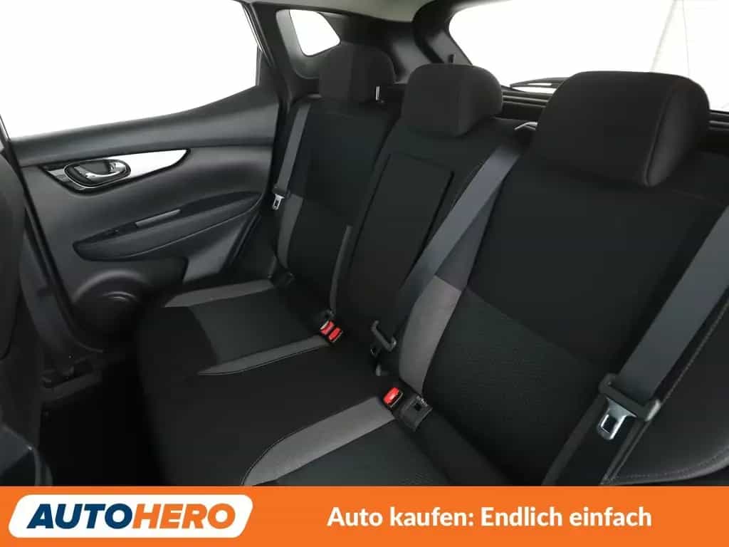 Nissan Qashqai 1.3 DIG-T N-Connecta Aut*NAVI*TEMPO*CAM* 02/2020-photo-13