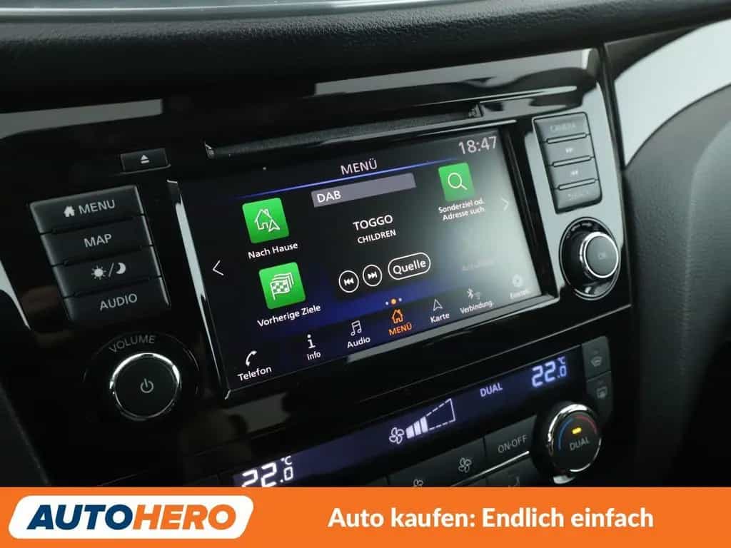 Nissan Qashqai 1.3 DIG-T N-Connecta Aut*NAVI*TEMPO*CAM* 02/2020-photo-20
