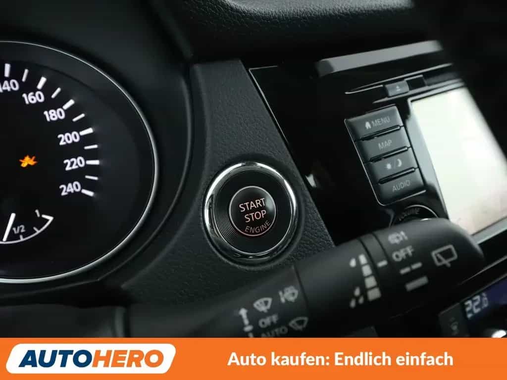 Nissan Qashqai 1.3 DIG-T N-Connecta Aut*NAVI*TEMPO*CAM* 02/2020-photo-29
