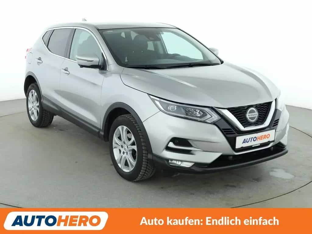 Nissan Qashqai 1.3 DIG-T N-Connecta Aut*NAVI*TEMPO*CAM* 02/2020-photo-7