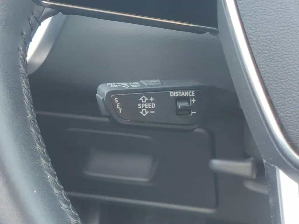 Audi A6 Avant 45 TFSI sport Tour*Matrix*360*Lenkradhz 11/2019-photo-20