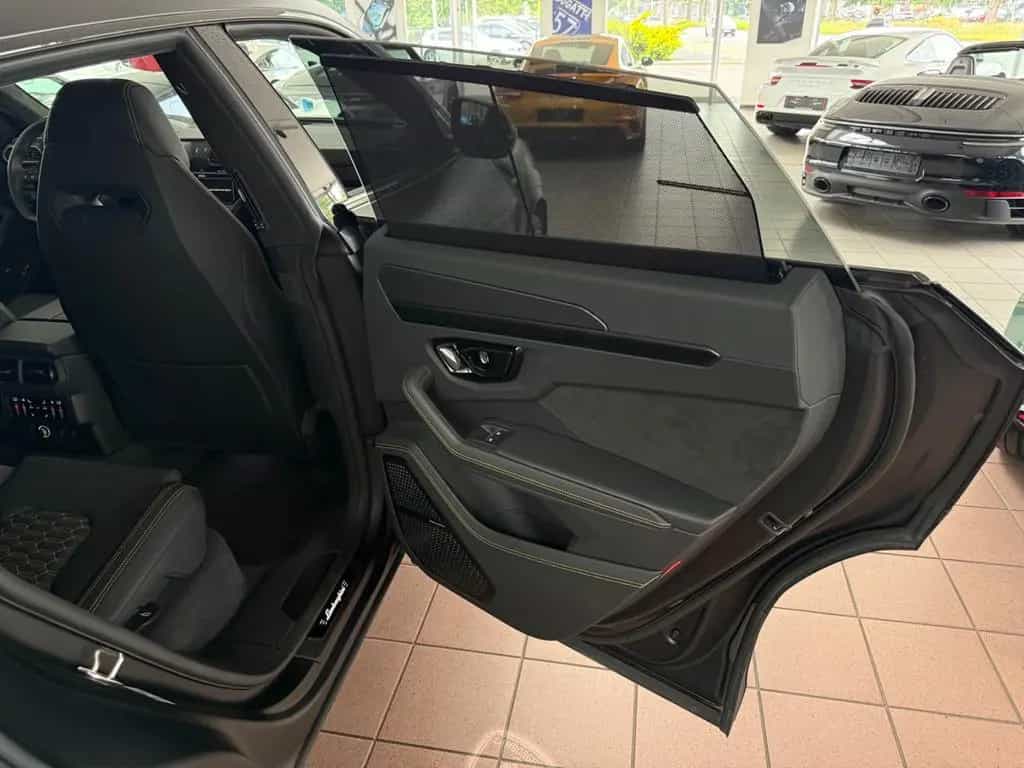 Lamborghini Urus S MATT-LACK/PANO/B&O/STYLE/NIGHTVISION/ 10/2024-photo-20